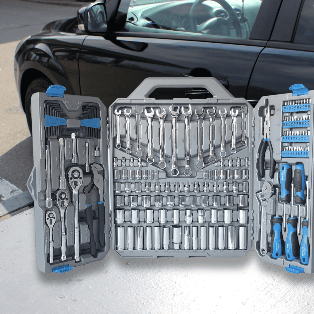 163 Piece Mechanics Tool Kit -- DT0002